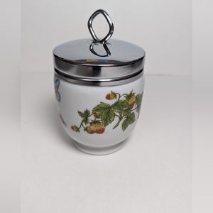 Decorative strawberry butterfly egg coddler
